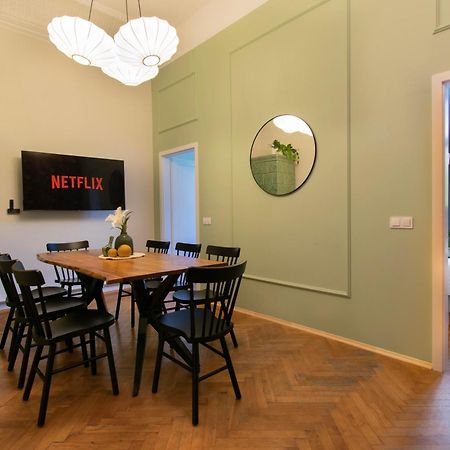 Vintage Apartment Gertrudy Street Krakow Exterior photo